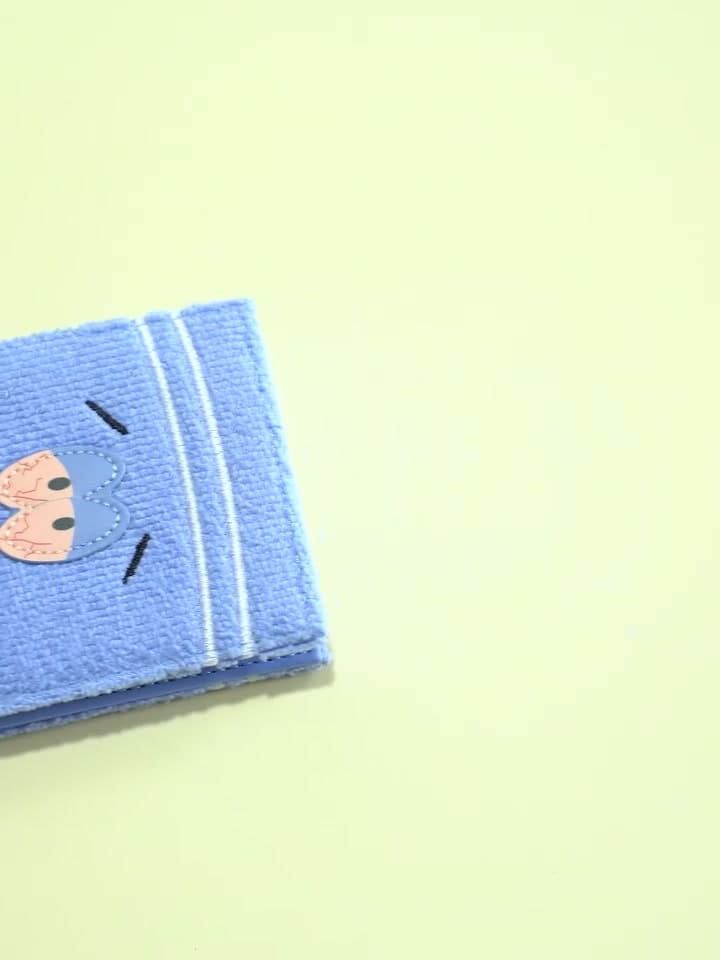Women's Plush Cartoon Wallet Soft Fuzzy PU Leather Zip Coin Purse Cute Casual Gift with Zip Closure for Girls